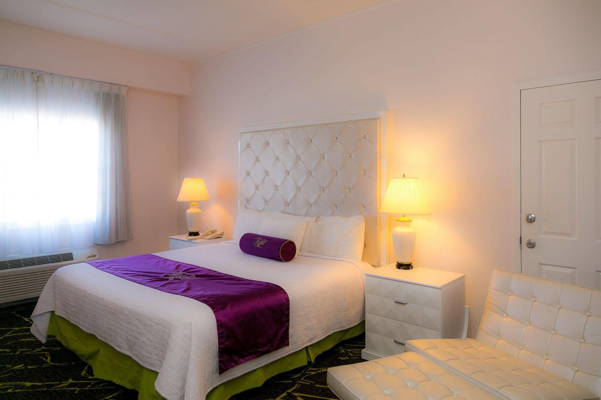 The Roslyn, Tapestry Collection By Hilton Hotel Exterior foto