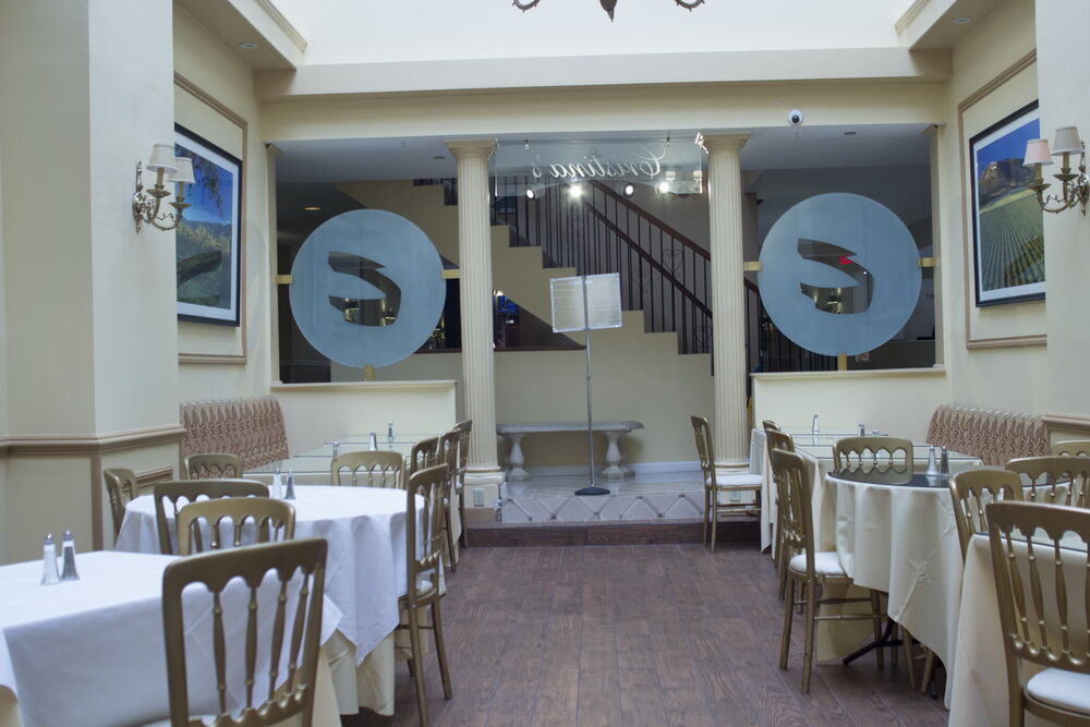 The Roslyn, Tapestry Collection By Hilton Hotel Exterior foto